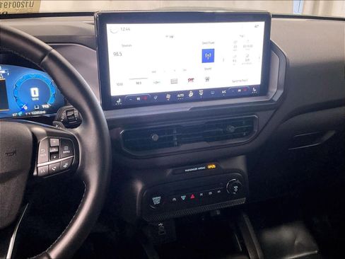 Used 2025 Ford Bronco Sport Badlands image 18