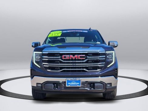 Used 2023 GMC Sierra 1500 SLT w/ SLT Premium Package AWD/4WD image 5