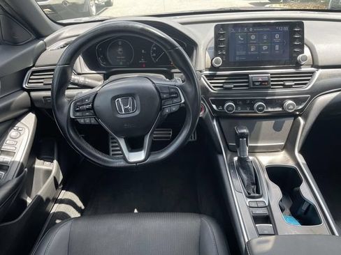 Used 2022 Honda Accord Sport image 11