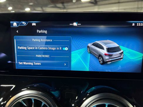 Used 2025 Mercedes-Benz GLA 250 4MATIC image 41