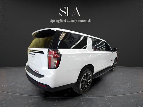 Used 2024 Chevrolet Suburban RST w/ Luxury Package image 4