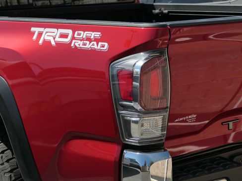 Used 2023 Toyota Tacoma TRD Off-Road RWD image 4