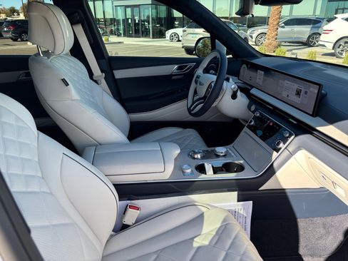 Used 2026 Genesis GV80 3.5T Prestige image 19