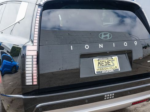 New 2026 Hyundai Ioniq 9 SEL image 11