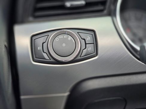 Used 2019 Ford Mustang Premium RWD image 27