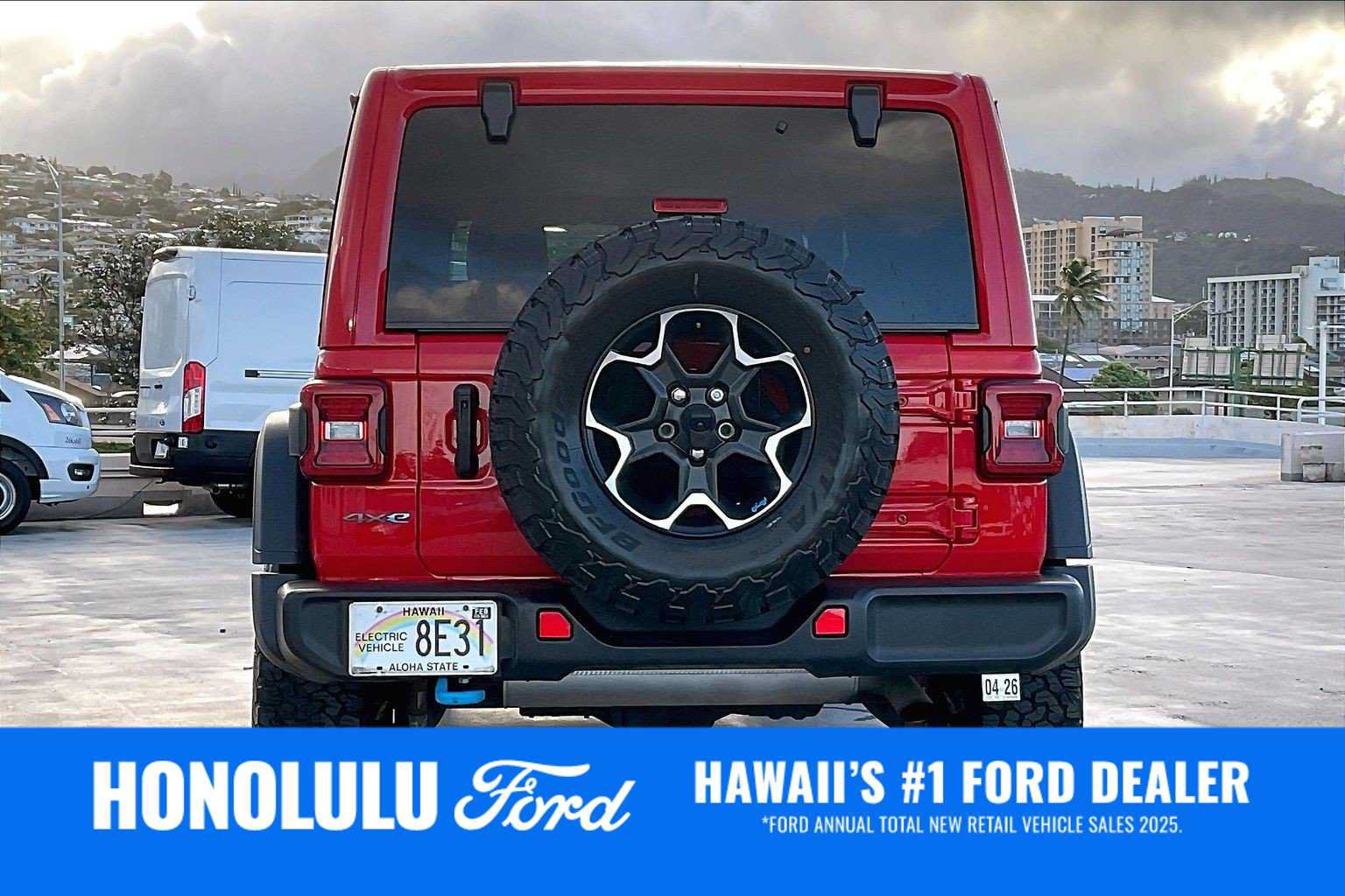 Used 2023 Jeep Wrangler Unlimited Rubicon 4xe AWD/4WD image 5