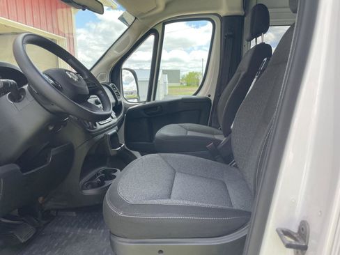 Used 2023 RAM ProMaster 2500 w/ Premium Appearance Group FWD image 13