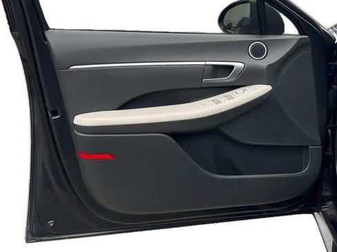 Used 2023 Hyundai Sonata SEL w/ Preferred Accessory Package FWD image 14