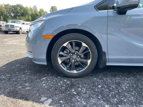 Used 2023 Honda Odyssey Elite image 4