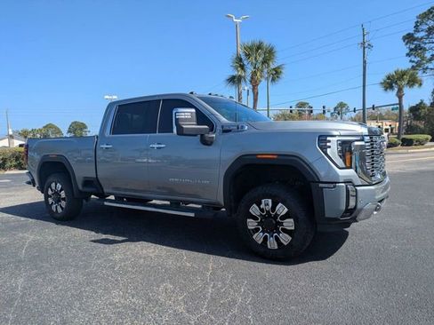 Used 2024 GMC Sierra 2500 Denali w/ Denali Reserve Package image 2