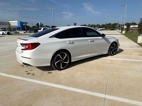 Used 2021 Honda Accord Sport Special Edition image 5