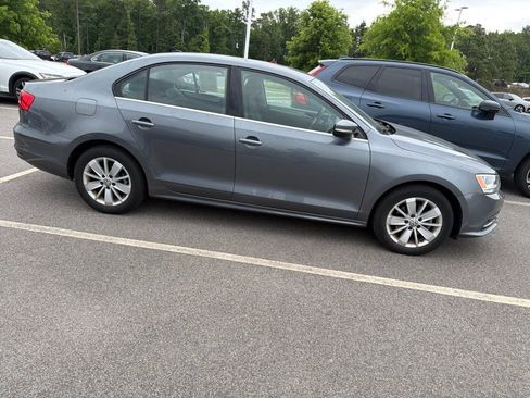 Used 2015 Volkswagen Jetta SE FWD image 8