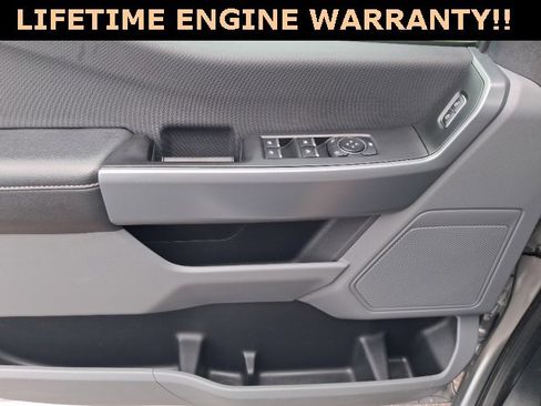 Used 2023 Ford F150 XLT w/ Trailer Tow Package image 10