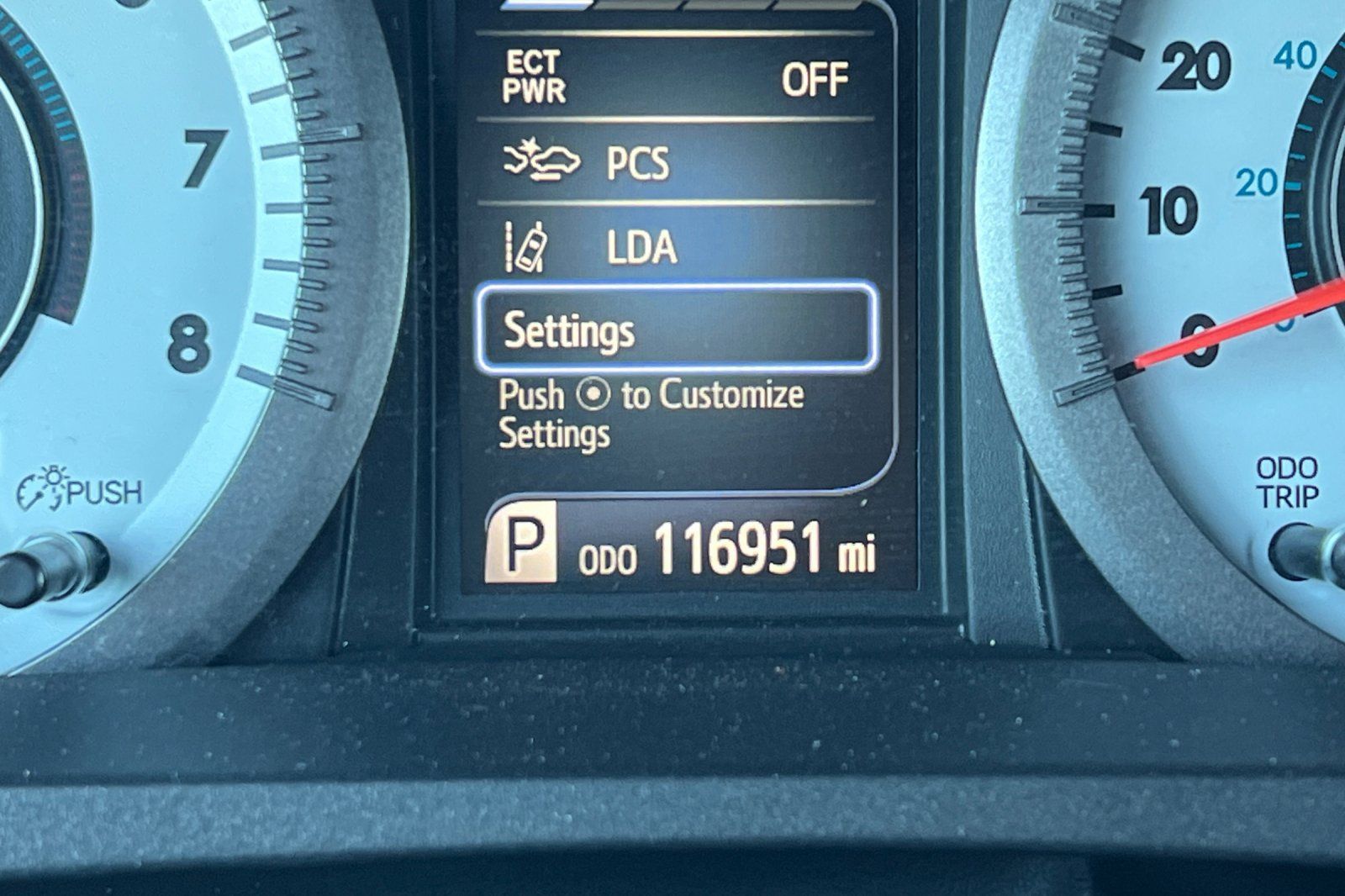 Used 2020 Toyota Sienna SE w/ Carpet Mat Package FWD image 25