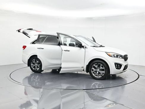 Used 2016 Kia Sorento SX w/ SXL Technology Package AWD/4WD image 53