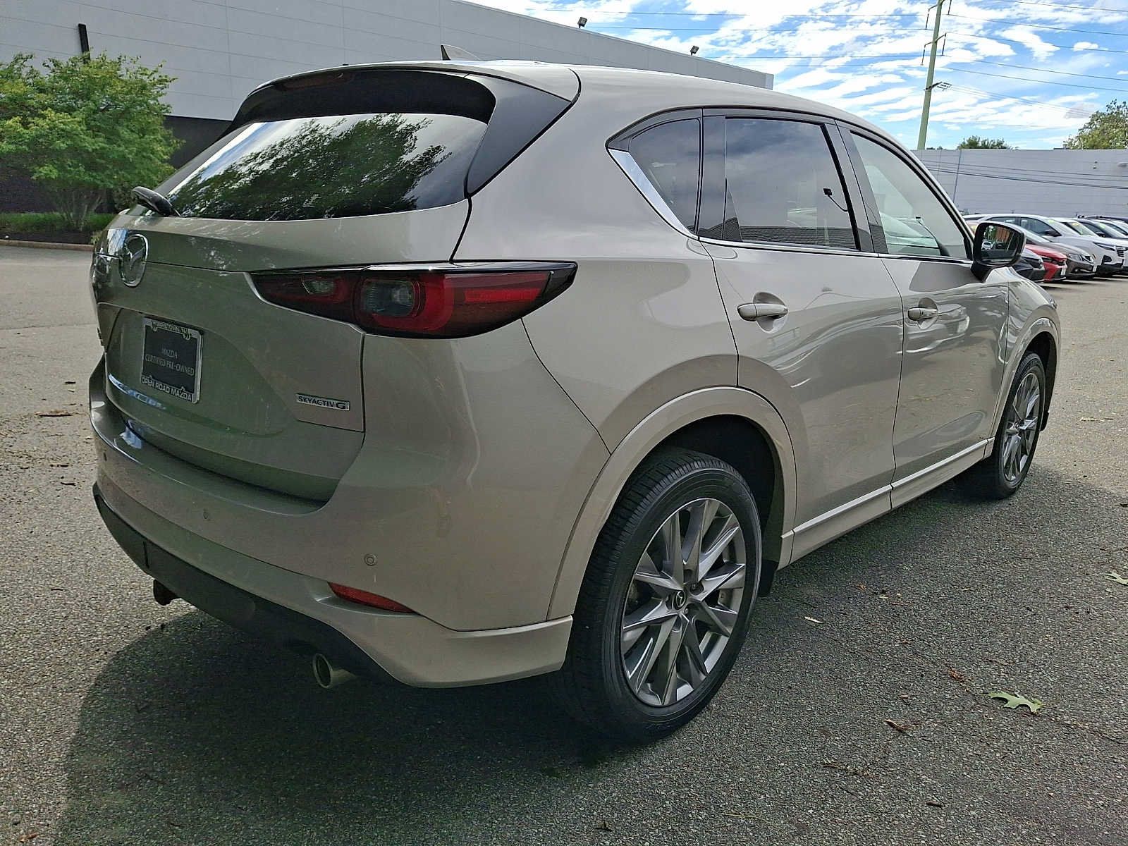 Certified 2025 MAZDA CX-5 AWD 2.5 S w/ Premium Plus Pkg image 4