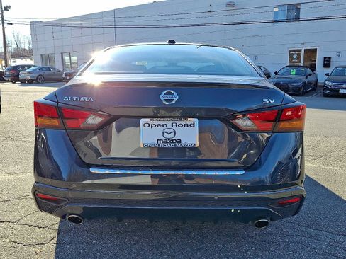 Used 2020 Nissan Altima 2.5 SV image 5
