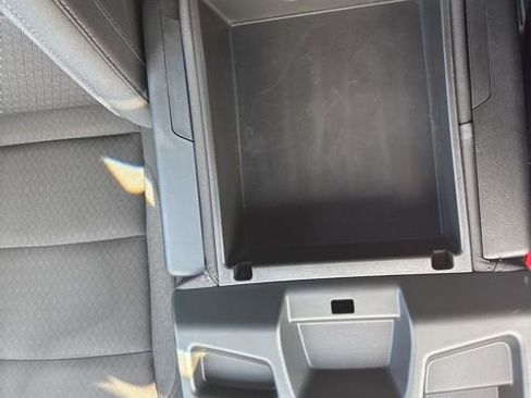 Used 2025 Chevrolet Silverado 1500 LT image 19