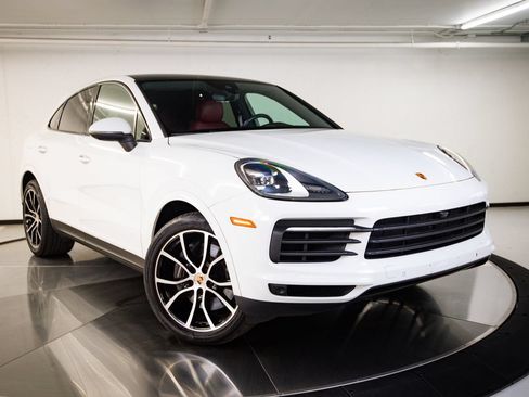 Certified 2023 Porsche Cayenne Platinum Edition AWD/4WD image 9