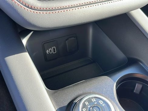 New 2026 Ford Explorer Active w/ Active Comfort Package RWD image 18