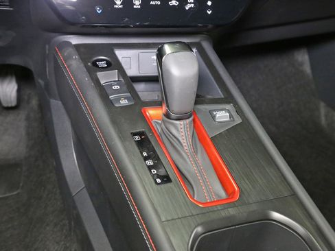 New 2026 Nissan Kicks SR image 10