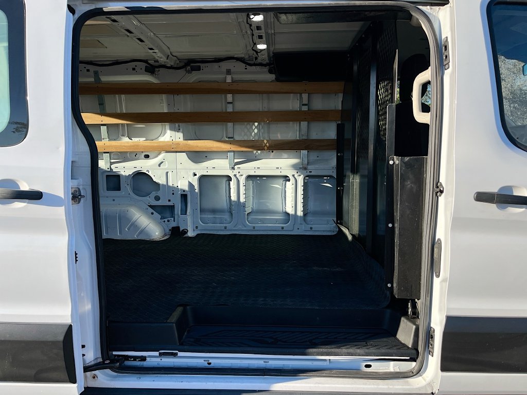 Used 2024 Ford Transit 250 Low Roof w/ Exterior Upgrade Package RWD image 23