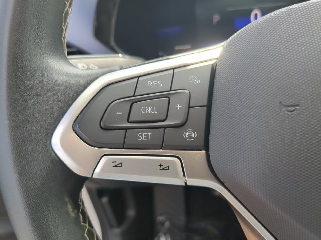 Used 2022 Volkswagen Taos SE FWD image 29