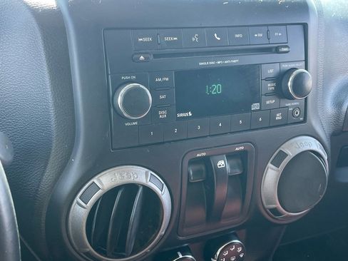 Used 2017 Jeep Wrangler Sport w/ Quick Order Package 24S image 5