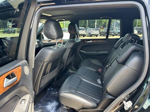 Used 2017 Mercedes-Benz GLS 450 4MATIC image 10