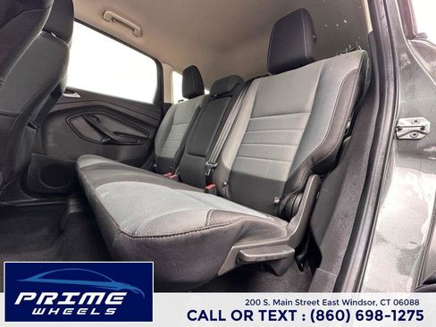 Used 2015 Ford Escape SE image 12