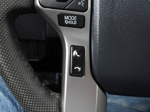 Used 2020 Toyota Tacoma SR5 w/ Technology Package AWD/4WD image 79