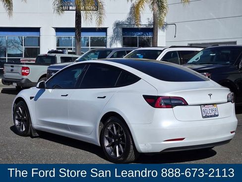 Used 2023 Tesla Model 3 Standard Range image 7