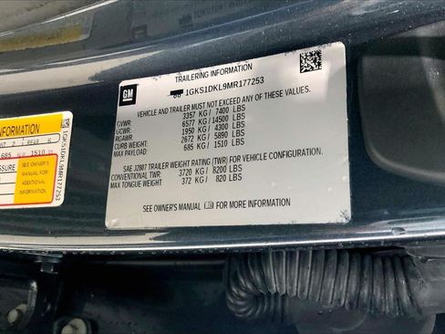 Used 2021 GMC Yukon Denali w/ Denali Premium Package RWD image 8