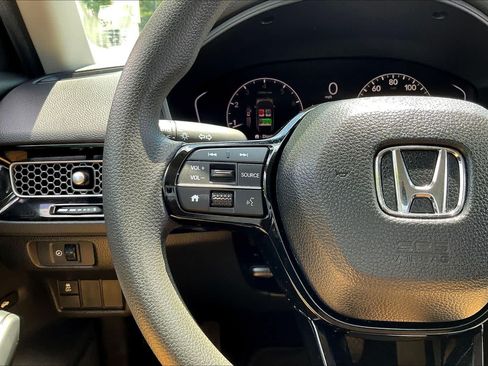 Used 2025 Honda Civic LX image 23