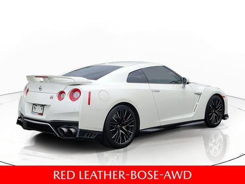 Used 2021 Nissan GT-R Premium AWD/4WD image 6