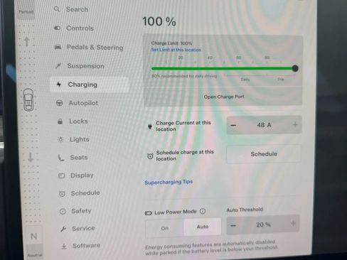 Used 2024 Tesla Model X image 30