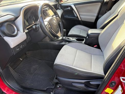 Used 2017 Toyota RAV4 XLE image 14