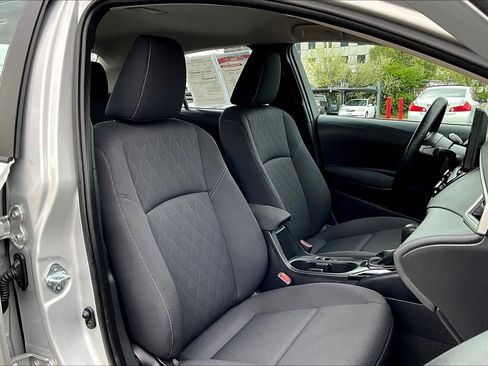 Used 2024 Toyota Corolla LE image 7