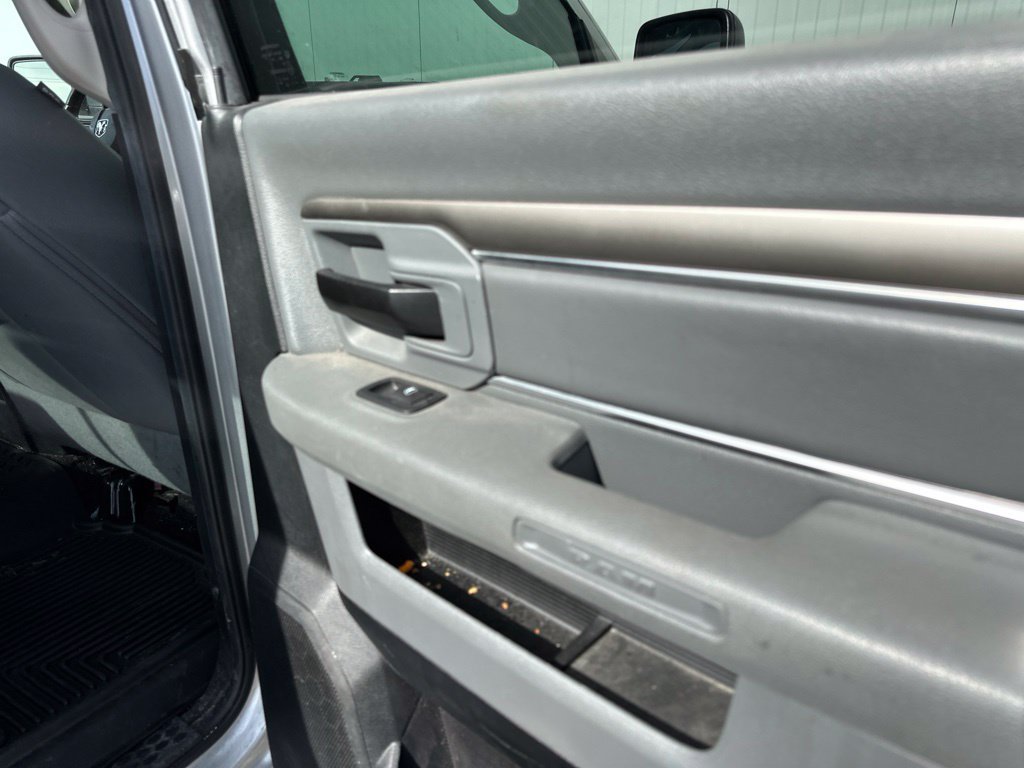 Used 2016 RAM 1500 Big Horn AWD/4WD image 23