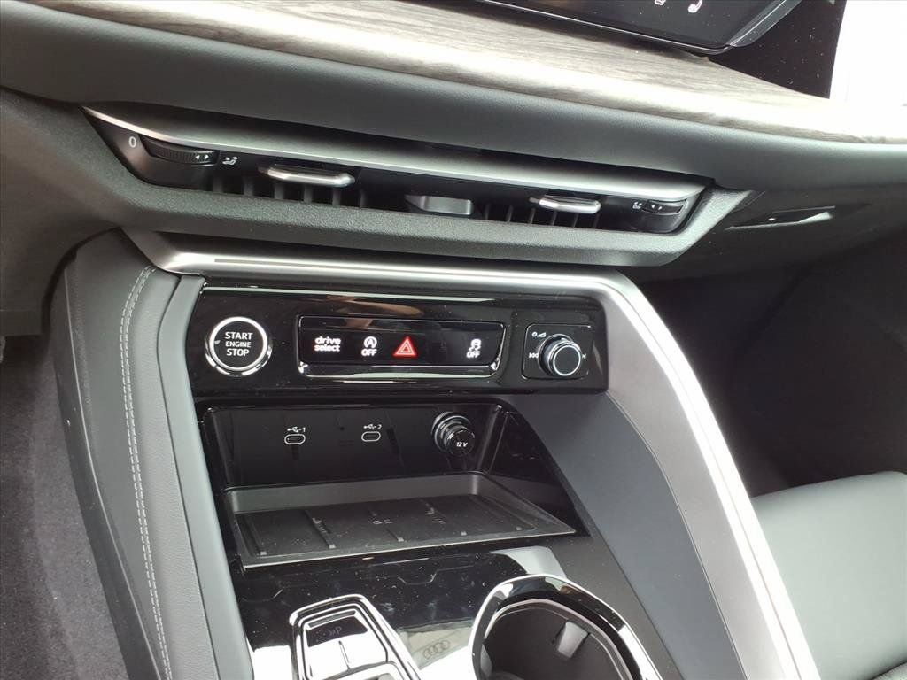 New 2026 Audi Q5 Premium Plus AWD/4WD image 18