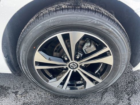 Certified 2023 Nissan Sentra SV image 25