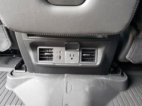 New 2026 Chevrolet Silverado 1500 LT w/ Z71 Off-Road Package image 13