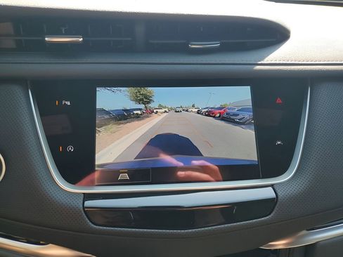 New 2025 Cadillac XT6 Luxury FWD image 46