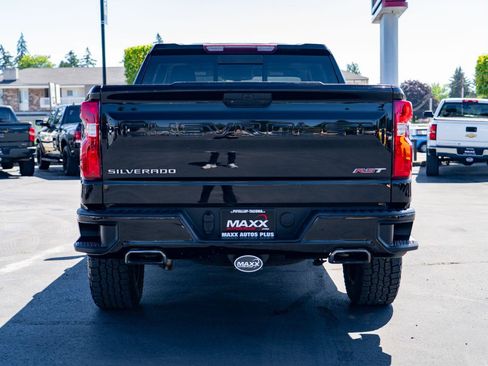 Used 2021 Chevrolet Silverado 1500 RST w/ Convenience Package II AWD/4WD image 11
