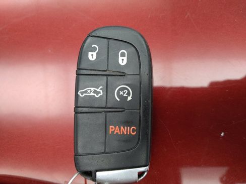 Used 2016 Chrysler 200 C w/ Premium Group AWD/4WD image 32