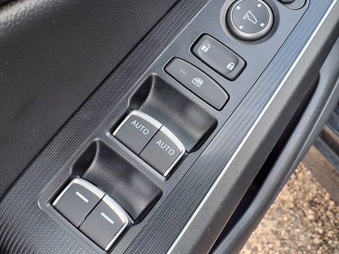 Used 2024 Honda Civic Touring image 4