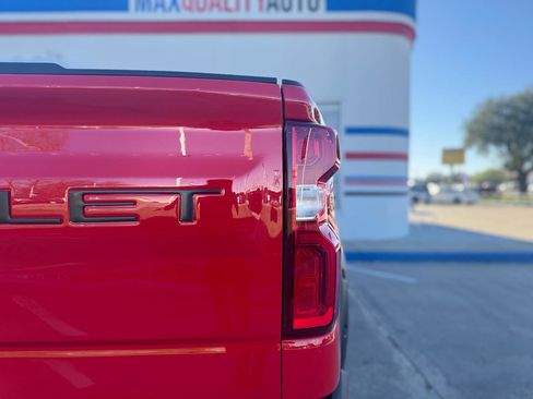 Used 2019 Chevrolet Silverado 1500 Custom image 23