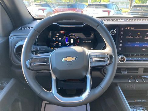New 2026 Chevrolet Colorado LT w/ LT Convenience Package AWD/4WD image 6