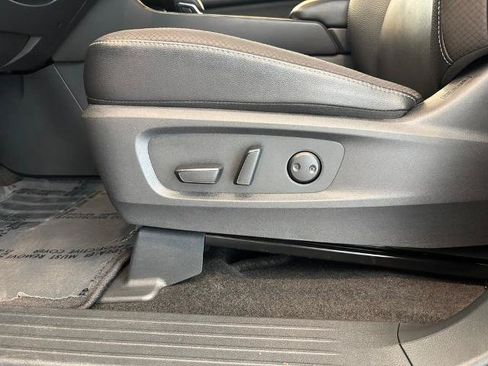 Certified 2024 Nissan Pathfinder SL AWD/4WD image 17