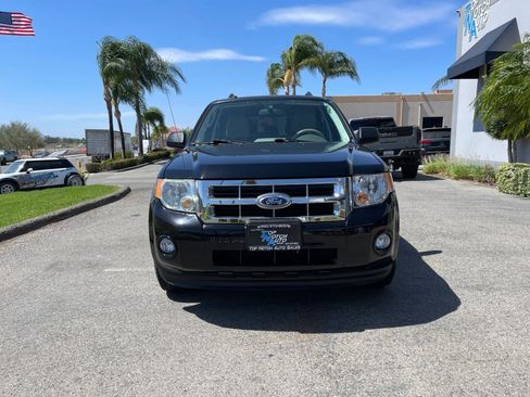 Used 2012 Ford Escape XLT FWD image 2
